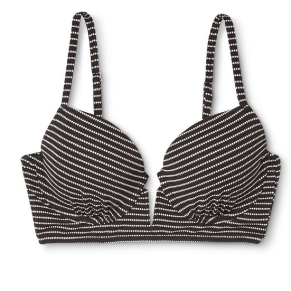 Bikini top! - Picture 2 of 7